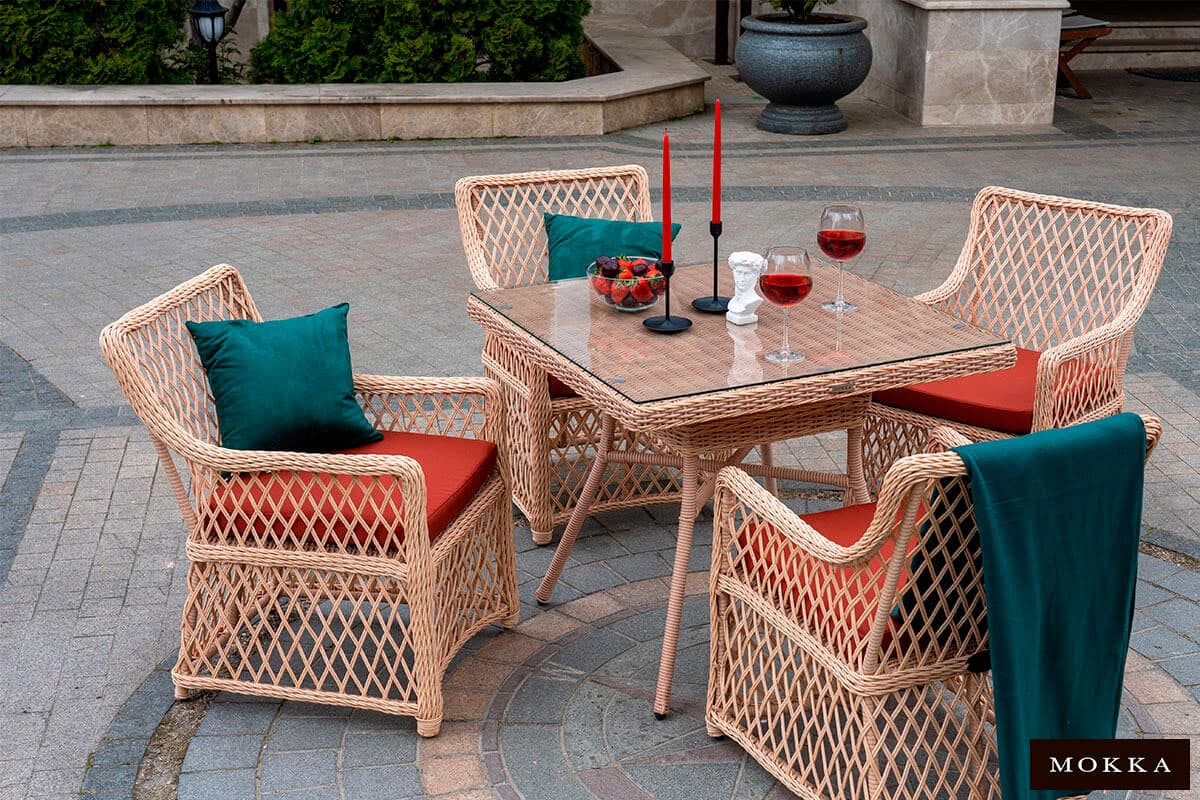 Комплект мебели MOKKA VILLA ROSA (стол обеденный квадратный, 4 кресла 